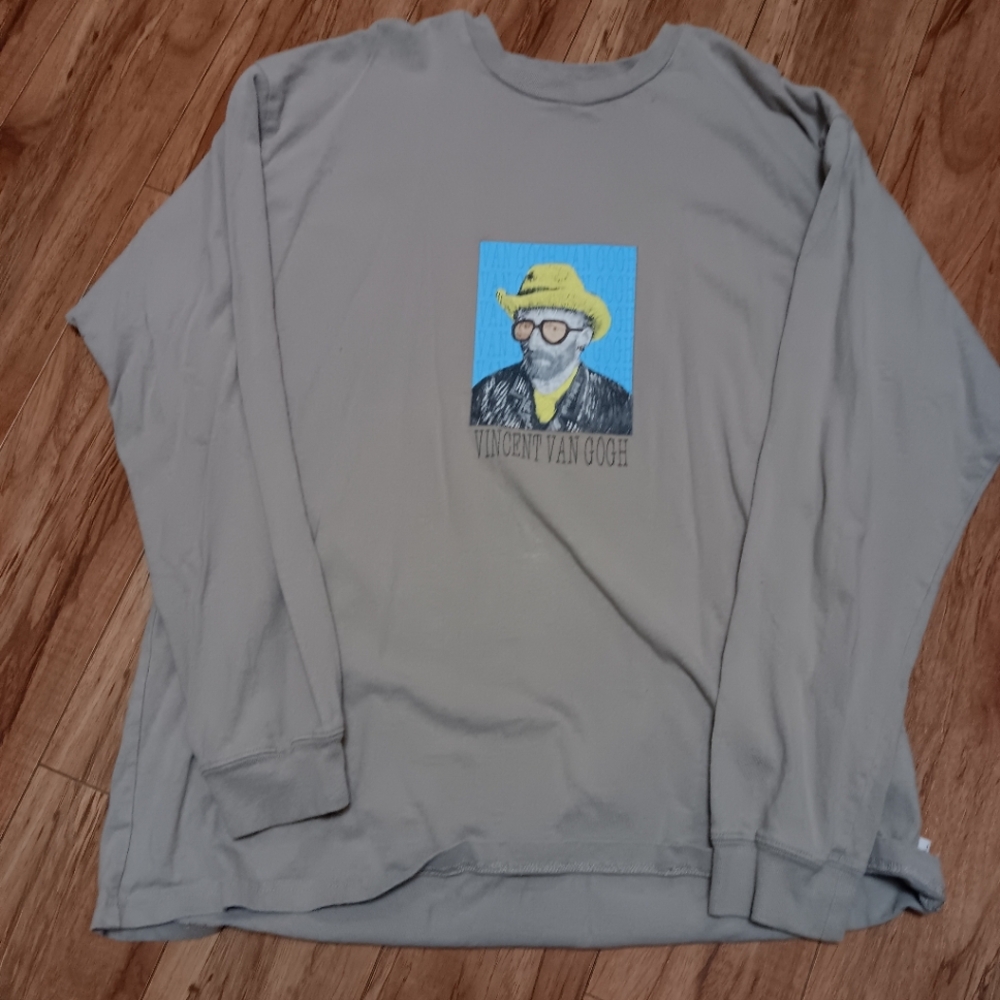 Long sleeve shirt